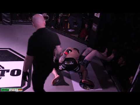 Stephen O’Neill vs Paul Hughes - Cage Conflict