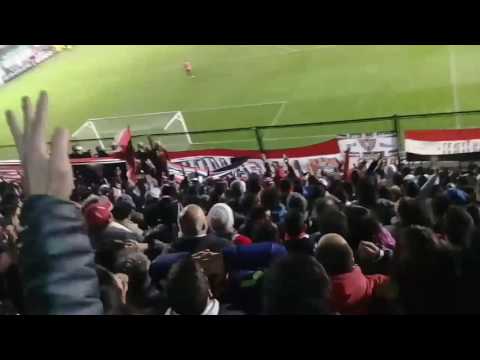"IMPRESIONANTE aliento de CHACARITA 2-1 Juventud Unida (G)" Barra: La Famosa Banda de San Martin &bull; Club: Chacarita Juniors