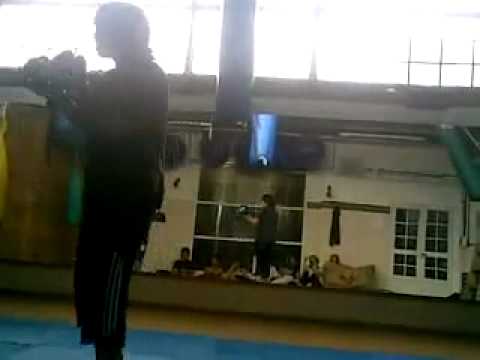 Pelea de boxeo en vale todo imperdible