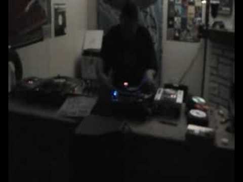 DJ Skinner Free style scratch session