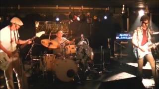 Futile Future / goodys moon