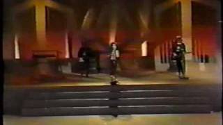 Sospechas -  Alaska y Dinarama