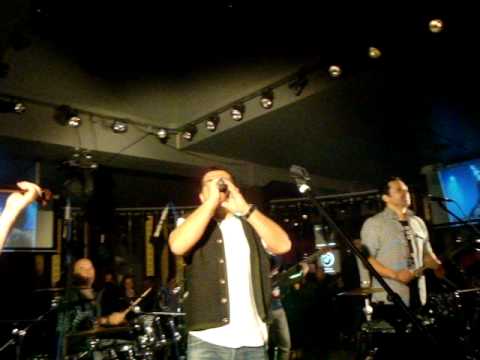 Mihai Margineanu - Intro, Melci scoici raci craci LIVE@Fratelli Timisoara