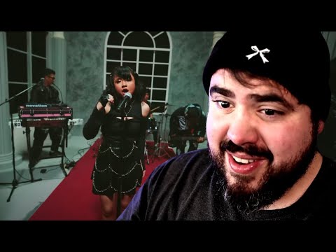 StereoWall feat Tuantigabelas - "Blood and Light" | Rock Musician Reacts