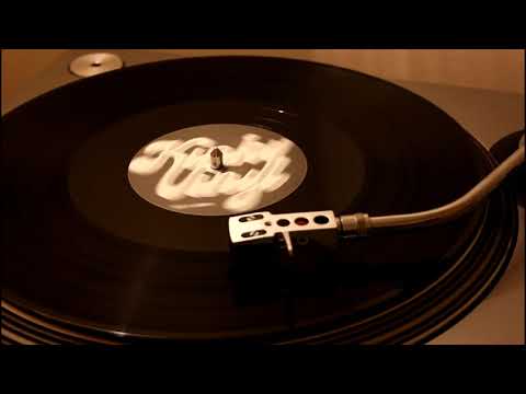 127 BPM House Music from Vinyl Set