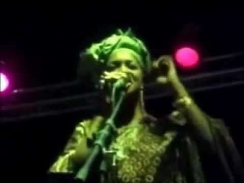 Ramata Diakité - Live Niafunké 2008