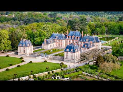 Inside a 400-Year-Old Family Château Redecoratef by Interior Designer Jacques Garcia