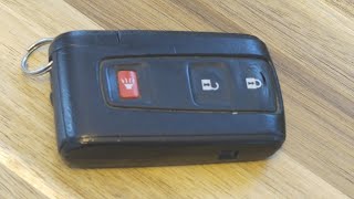 Toyota Prius Key Remote Battery Replacement 2004 - 2009 - DIY