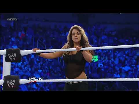 Kaitlyn vs. Eve Torres (c) - Divas Championship Match: SuperSmackDown, Dec. 18, 2012