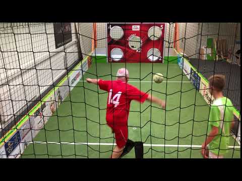 Fußball Squash mit Jahn Legende Hans Mayer