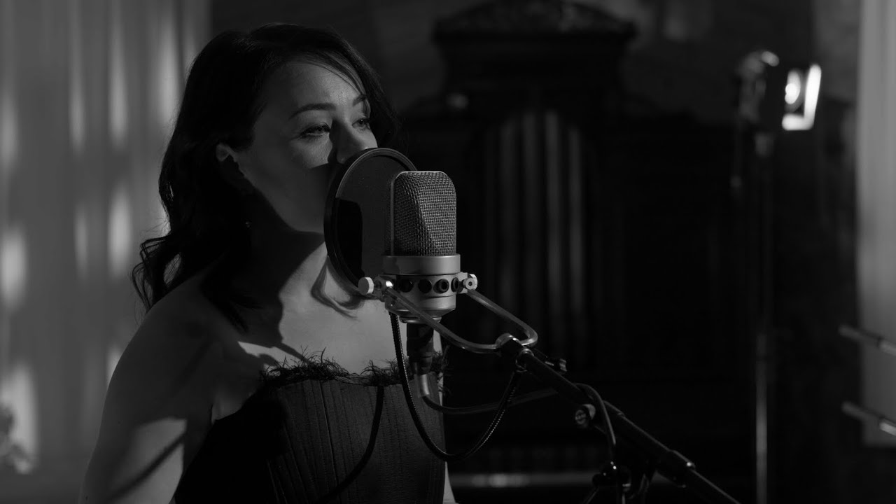 Marta Kloučková & David Dorůžka - If You Could Love Me