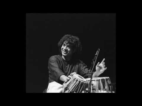 Tabla solo by Ustad Zakir Hussain