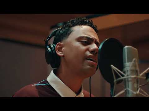 Sky Lakota-Lynch performing song Stay Gold