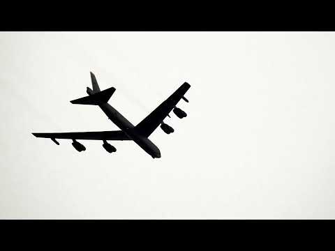 B 52 H PLUNDER 21 OVER TOWN