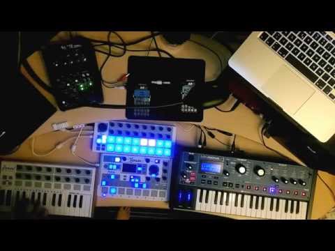 Pocket Operator Jam with the little machines