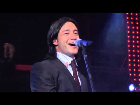 Luciano Pereyra   Sin Testigos 'En Vivo' Luna Park  B.A..Argentina.