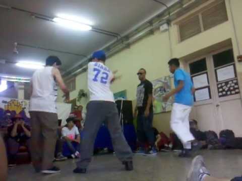 5to Festival de hiphop 2012   Popping   Tapia y J dem VS Monty y Lil Dragon