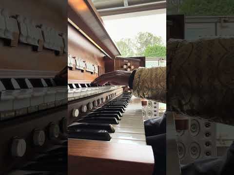 Rodgers Organ w/ 32 Note Pedalboard, External Speakers, & Bench! image 15