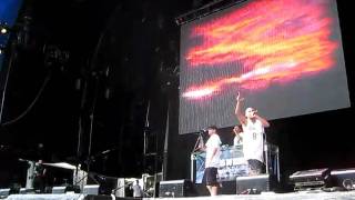 Bliss N Eso- Reflections LIVE- Sydney Big Day Out - HIGH QUALITY