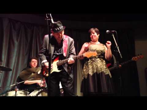 Ronnie Earl & The Broadcasters - 