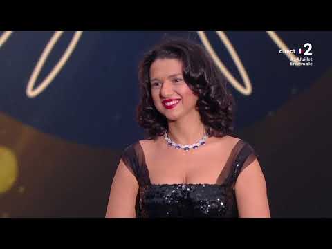 Concert de Paris 2020 et feu d'artifice de la Tour Eiffel (HD)