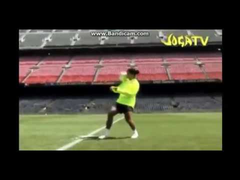 Ronaldinho ● Robinho ● Roberto Carlos ● Adriano Freestyle and Skills