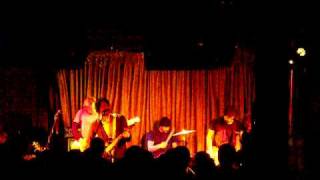 Margot and the Nuclear So and So&#39;s - Birds