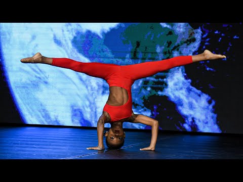 Adiyah Ayres - Rule The World