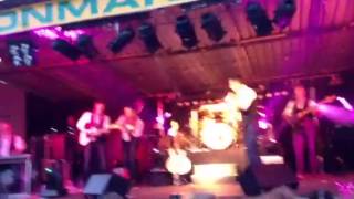 Nathan Carter - Welcome to the weekend (Clonmany 2013)