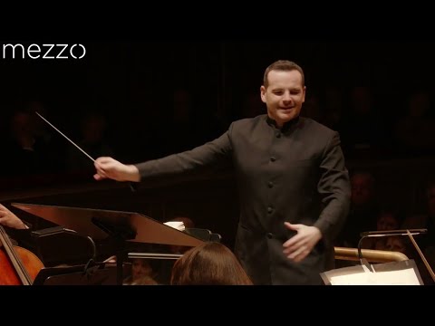 Mussorgsky / Ravel: Pictures at an exhibition - OPRL, Lionel Bringuier