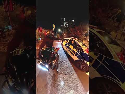 The officer was super polite. I got✌🏻🌱 #r6 #yamaha #sproutbiker #sproutsmile #london #sprouted