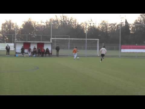 2 febr 2013 Hollandia A1 - VV De Meern A1 com 6-1 kopbal Steve
