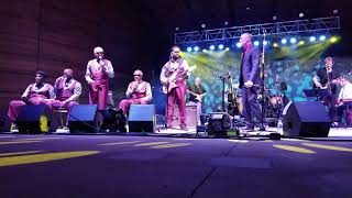 Paul Thorn & The Blind boys of Alabama.