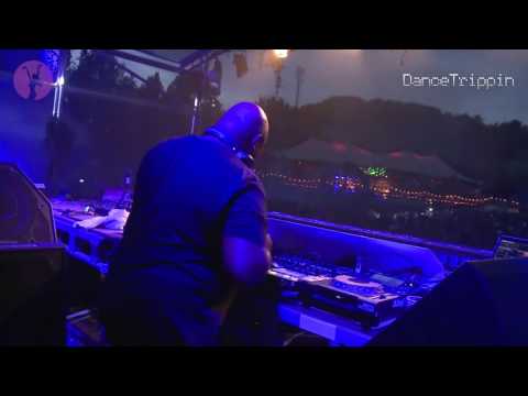 Carl Cox at Extrema Outdoor playing DJ Jock-Karta Za Nigdi