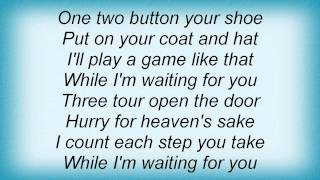 Billie Holiday - One, Two, Button Your Shoe Lyrics_1