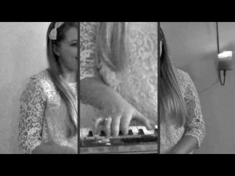 Travelin' Solider by The Dixie Chicks (Alexandra Holden Cover)