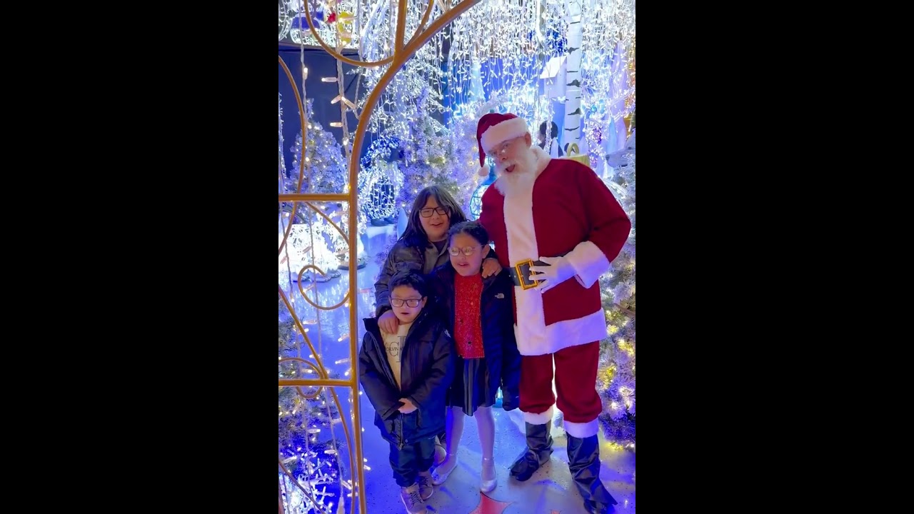 Promotional video thumbnail 1 for Uptown Santa