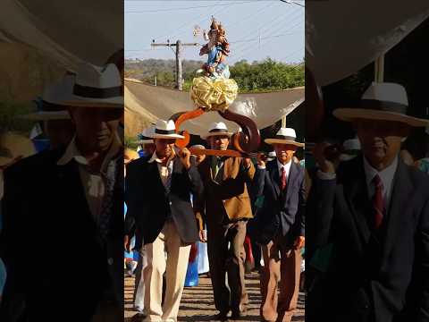 O mistério da santa que só anda com tambores 🥁 ⛪ #culturabrasileira #tradicao #historia #shorts