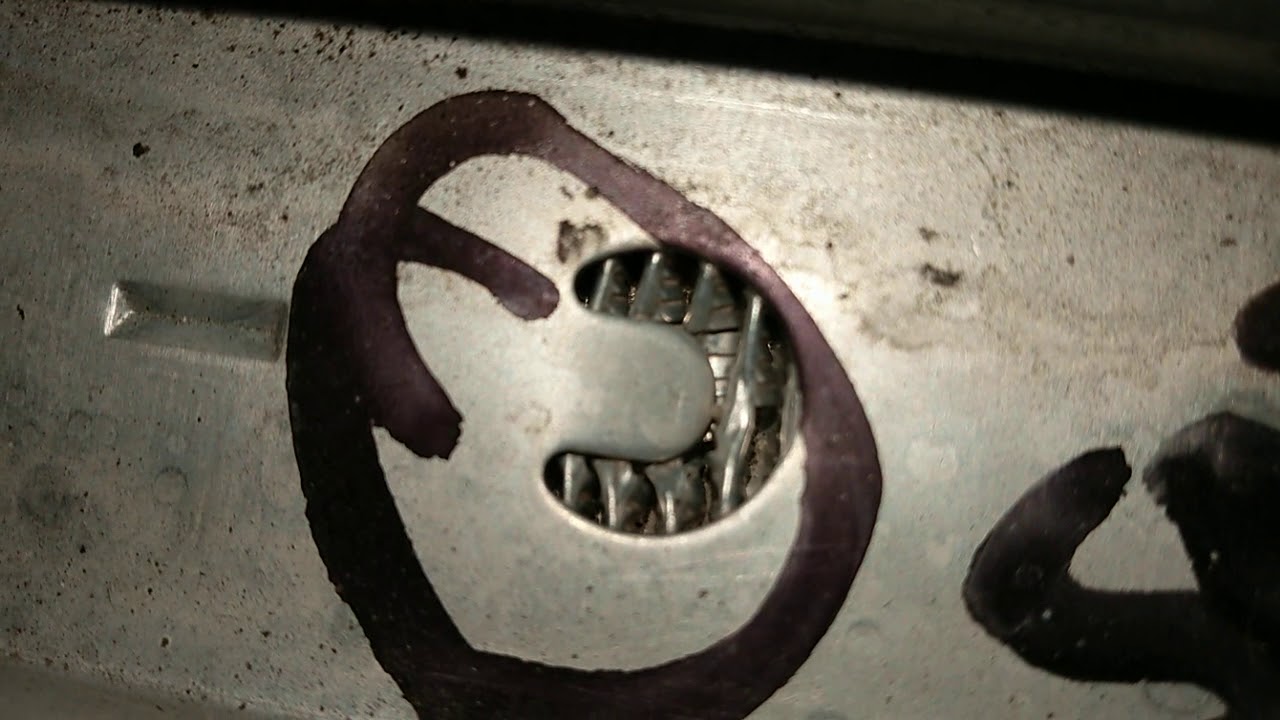 2014 Mercedes GL450 coolant smell