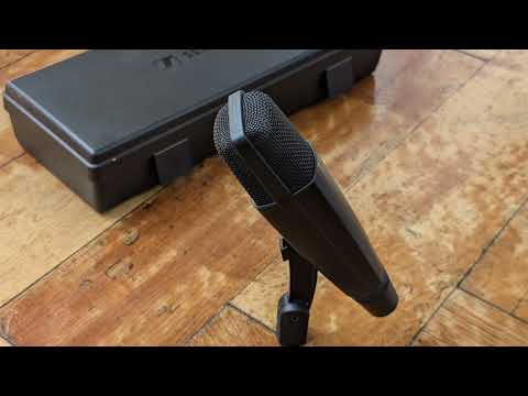 With audio demo: Sennheiser MD 421 II Cardioid Dynamic Microphone - Perfect condition - Boxed image 8