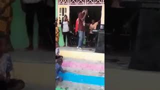 Download lagu DANGDUT PAPUA: MENCARI GADIS KAMPUNG KLAMIT mp3