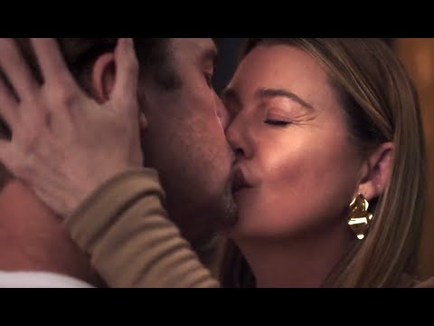 Meredith and Nick 19x20 (3) Kissing and happy