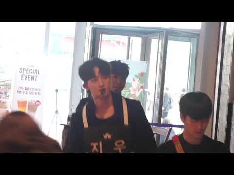 171109 VAV at M COUNTDOWN