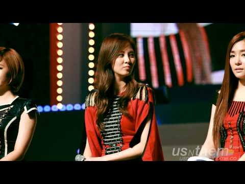 120901 Seohyun fancam Talk @ Look Concert