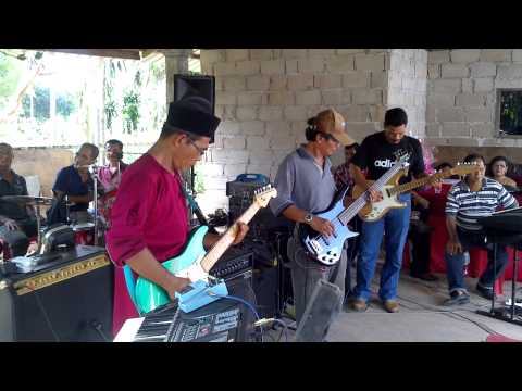 60'an A Rahman Onn bersama Wak Jampri(baju merah)