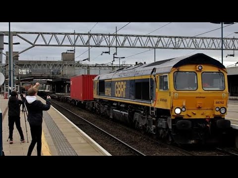 Stafford Railway Station 66742 GBRf passes P5 on 4S57 on the 11th February 2023