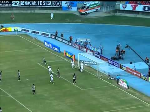 Defesa incrivel Jefferson! Botafogo 4X2 So Paulo Brasileiro 2012.webm