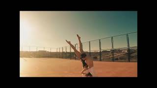 Olivia Newton-John &amp; Darren Hayes &amp; The Weekend - Lift Me Up (DayBeat Mashup)