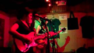 Puss n Boots- Bull Rider