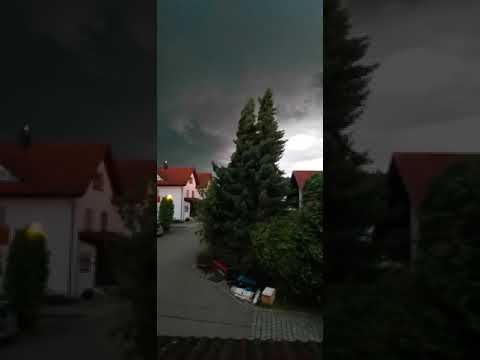 Unwetter 28.06.2021, Superzelle am Bodensee, heftiger Sturm 🌪 und Rotationen in den Wolken.